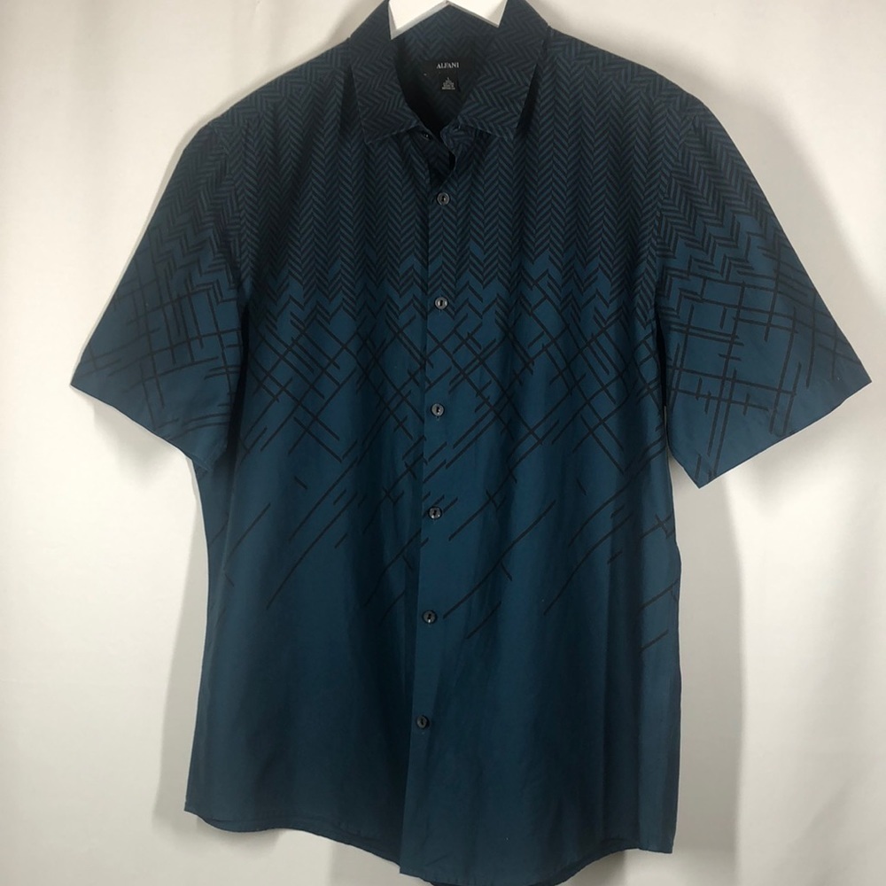 Alfani casual button down short sleeve size L